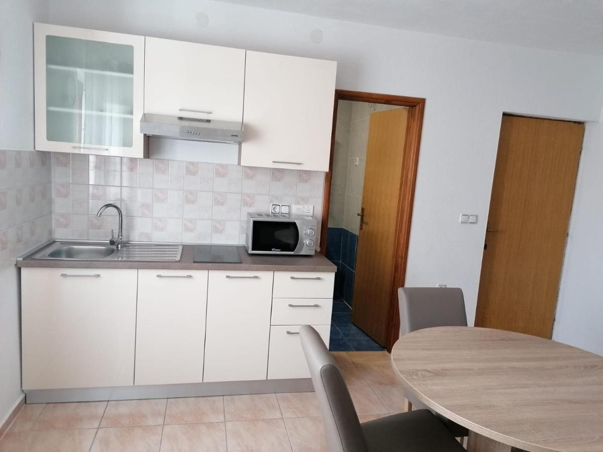Apartment Niva Nin Bagian luar foto