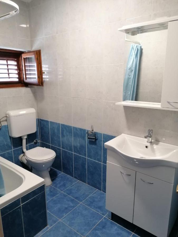 Apartment Niva Nin Bagian luar foto